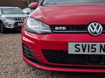Used Volkswagen Golf 2015 for sale - 76124876: Photo 4