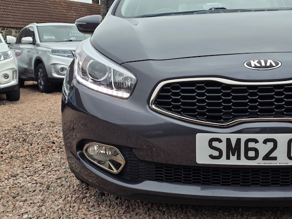 Used Kia Ceed 2012 for sale - 76285555: Photo 4