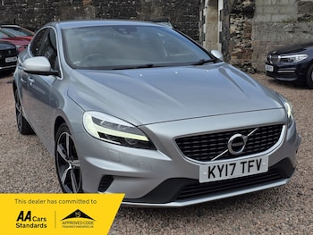 Used Volvo V40 2017 for sale - 78590847: Photo