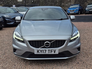 Used Volvo V40 2017 for sale - 78590847: Photo