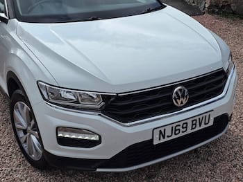 Used Volkswagen T-Roc 2019 for sale - 79841486: Photo