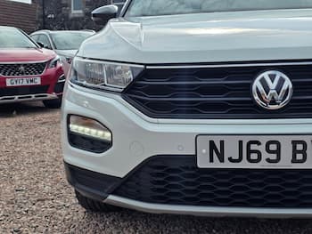 Used Volkswagen T-Roc 2019 for sale - 79841486: Photo