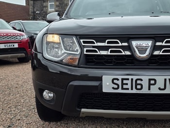 Used Dacia Duster 2016 for sale - 78786210: Photo