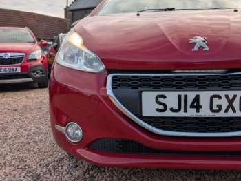 Used Peugeot 208 2014 for sale - 74229553: Photo