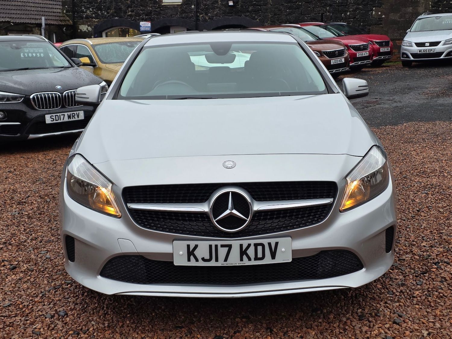 Used Mercedes-Benz A-Class 2017 for sale - 76888984: Photo 3