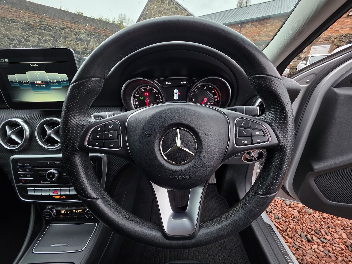 Used Mercedes-Benz A-Class 2017 for sale - 76888984: Photo 9