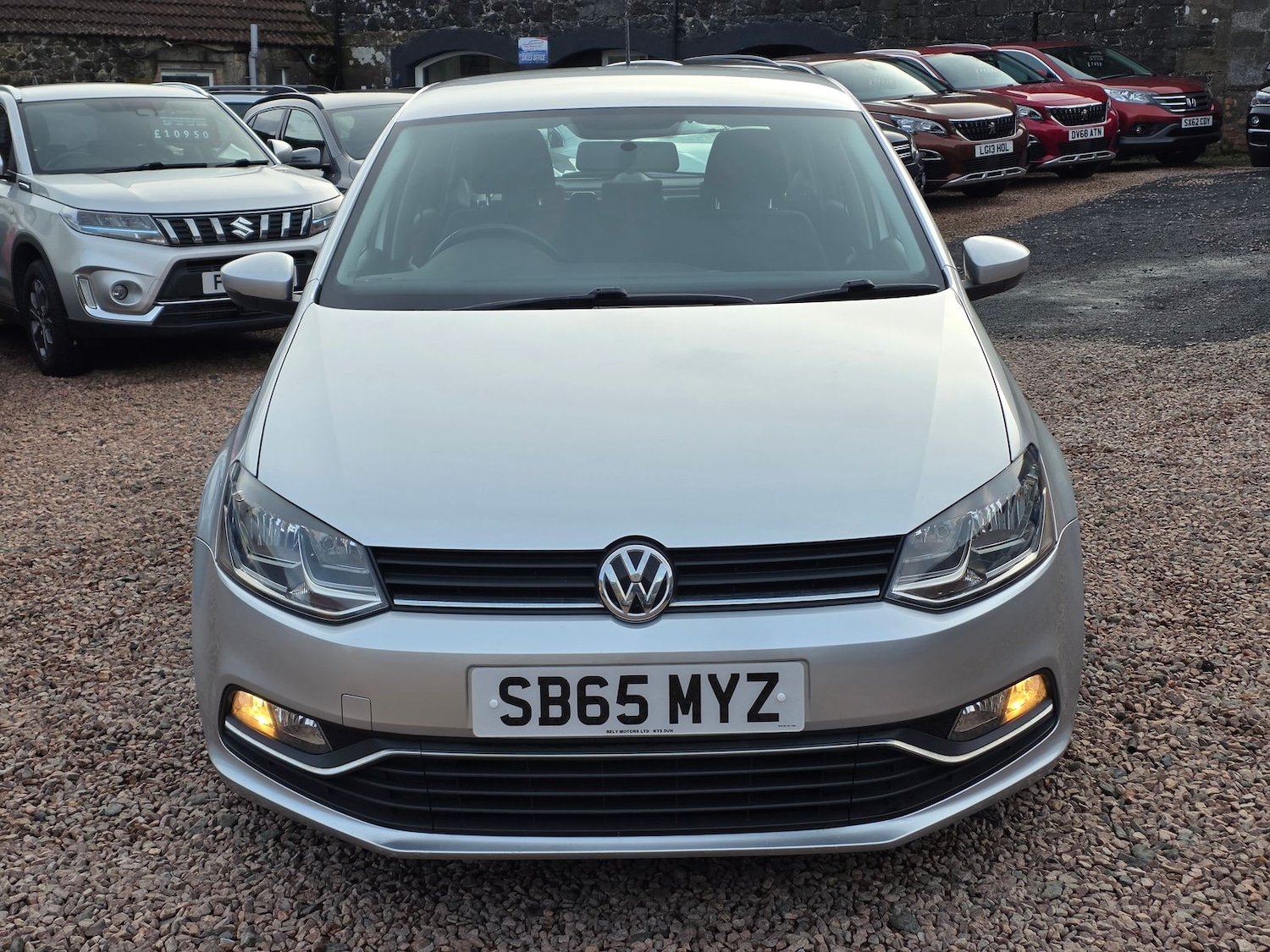 Used Volkswagen Polo 2015 for sale - 76474804: Photo 3