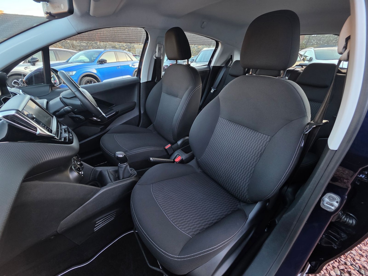 Used Peugeot 208 2017 for sale - 76788403: Photo 10