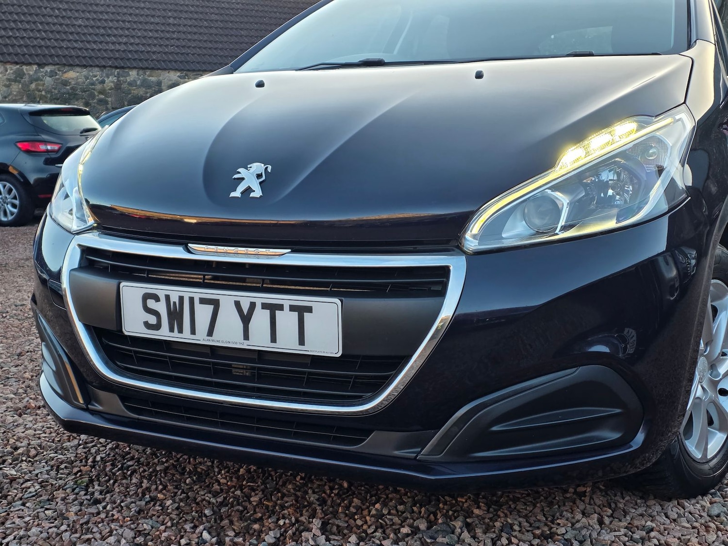 Used Peugeot 208 2017 for sale - 76788403: Photo 6