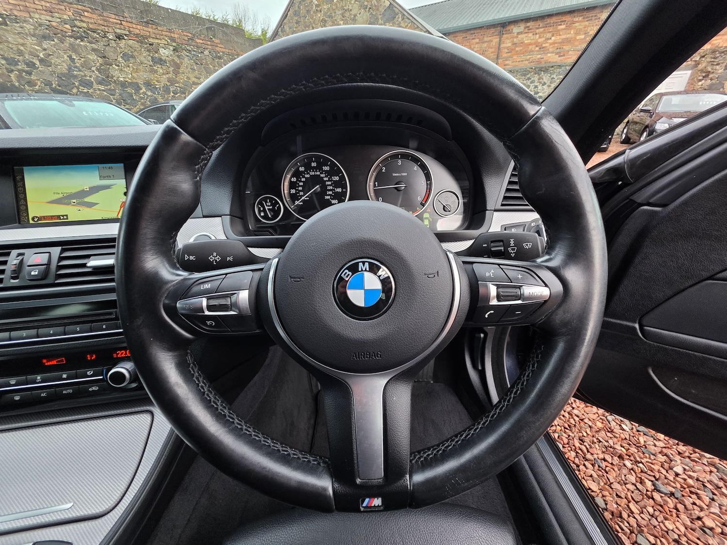 Used BMW 5 Series 2014 for sale - 76999744: Photo 9