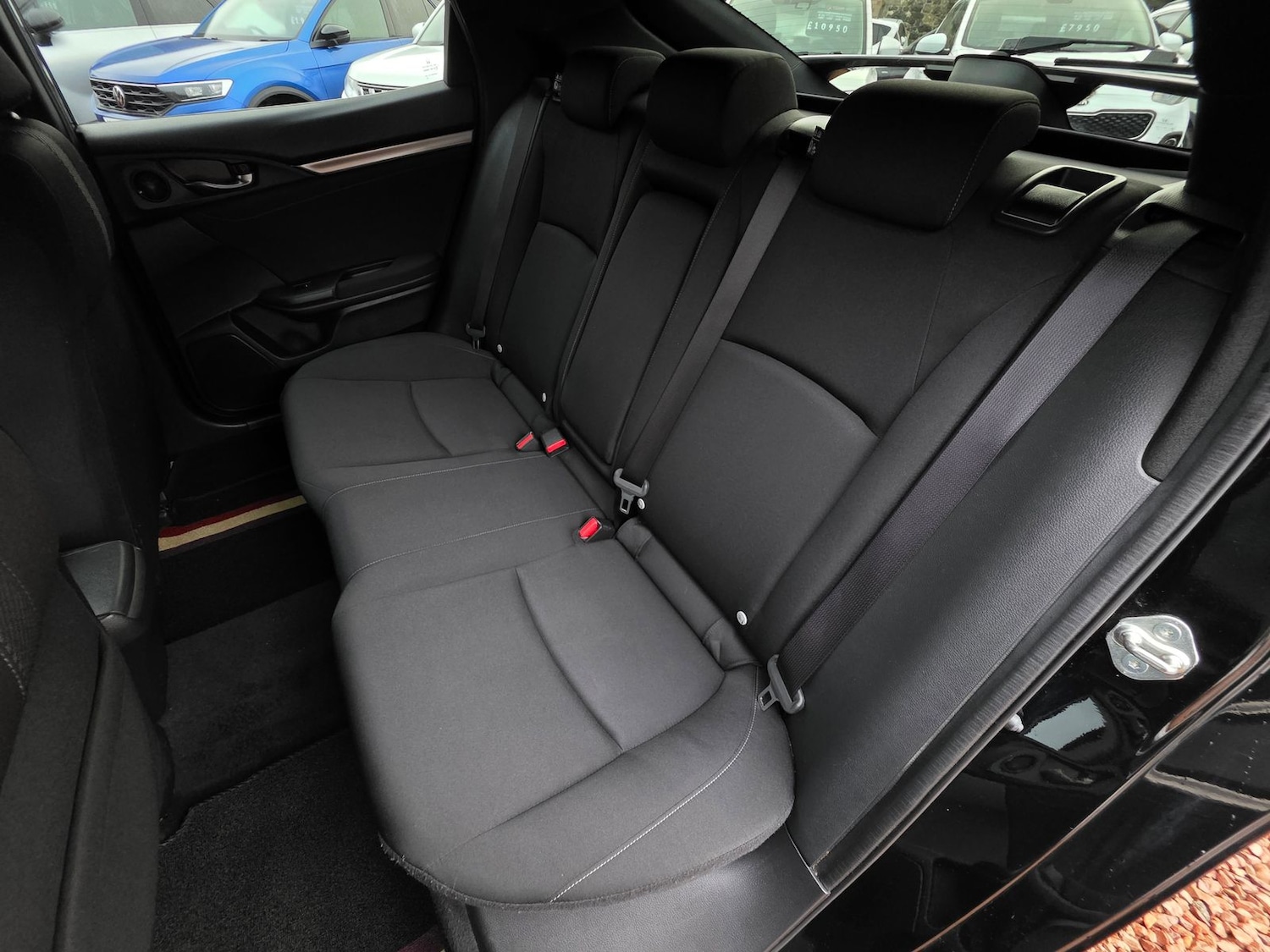 Used Honda Civic 2019 for sale - 76563572: Photo 12