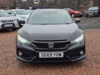 Used Honda Civic 2019 for sale - 76563572: Photo