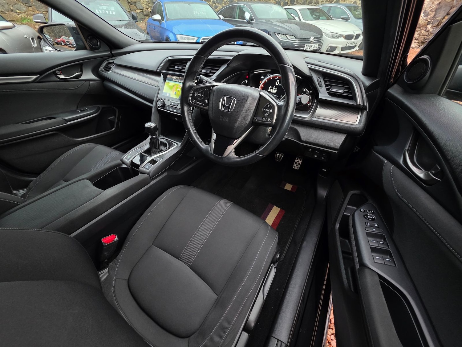 Used Honda Civic 2019 for sale - 76563572: Photo 8