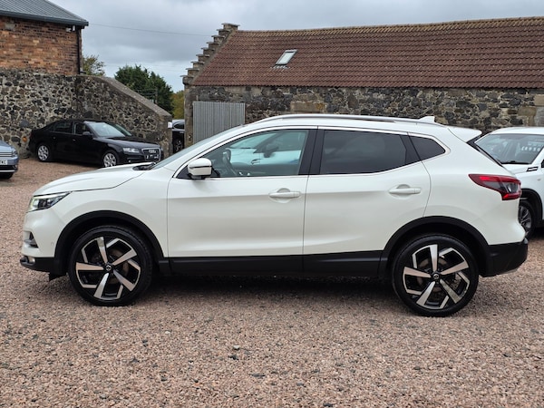Used Nissan Qashqai 2018 for sale - 76338675: Photo 14