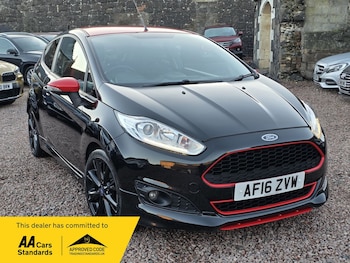 Used Ford Fiesta 2016 for sale - 76704540: Photo