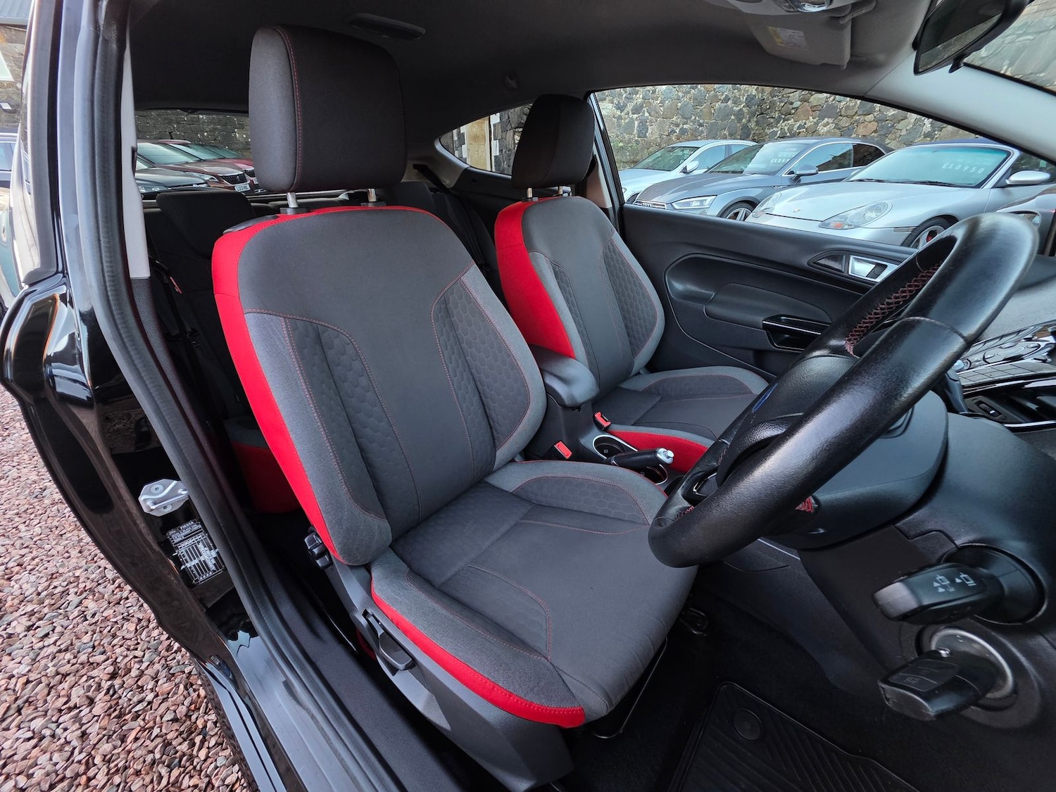 Used Ford Fiesta 2016 for sale - 76704540: Photo 8