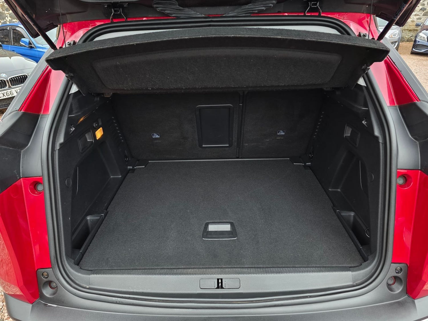 Used Peugeot 3008 2018 for sale - 76420254: Photo 13