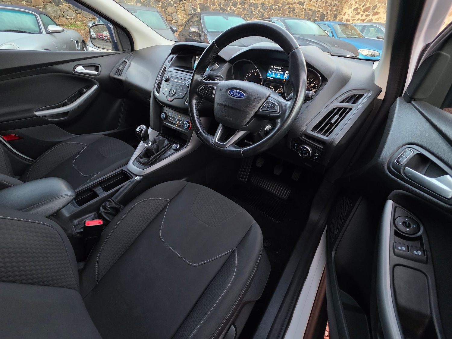 Used Ford Focus 2015 for sale - 76928187: Photo 7