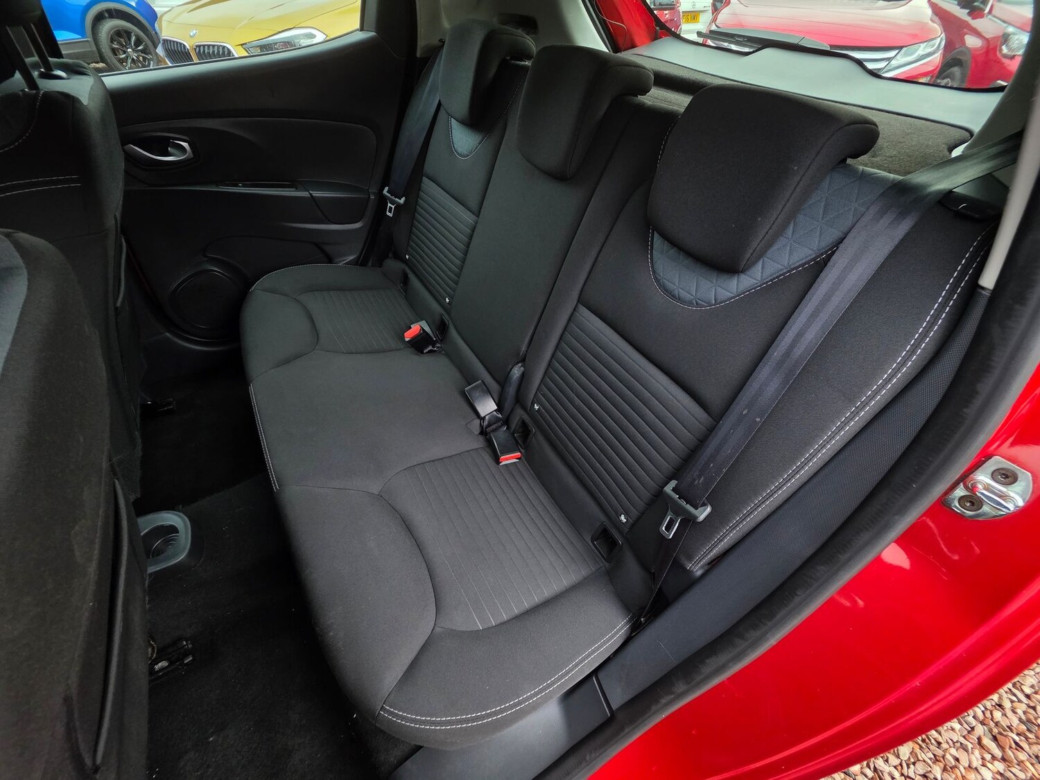 Used Renault Clio 2015 for sale - 77552532: Photo 11