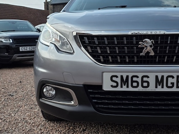 Used Peugeot 2008 2017 for sale - 75590887: Photo