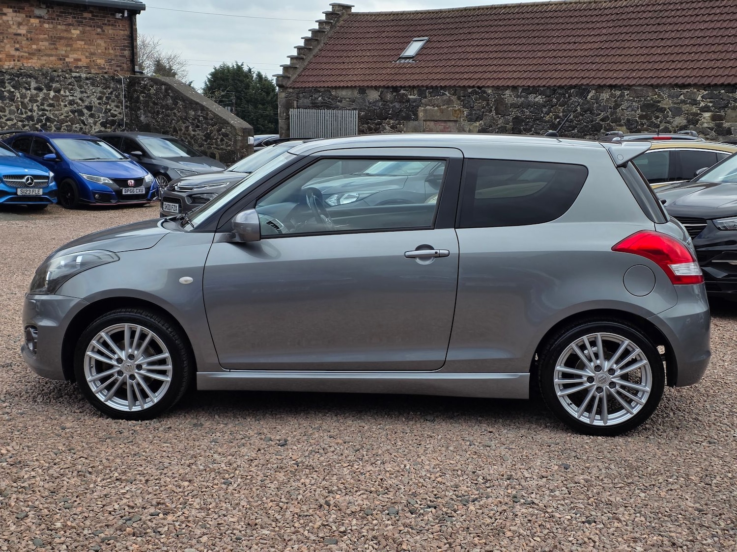 Used Suzuki Swift 2015 for sale - 78175810: Photo 14