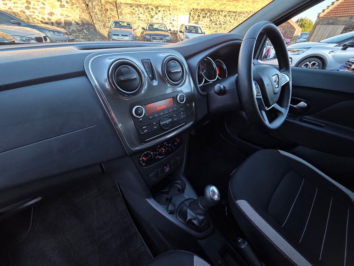 Used Dacia Sandero Stepway 2018 for sale - 76389990: Photo 11