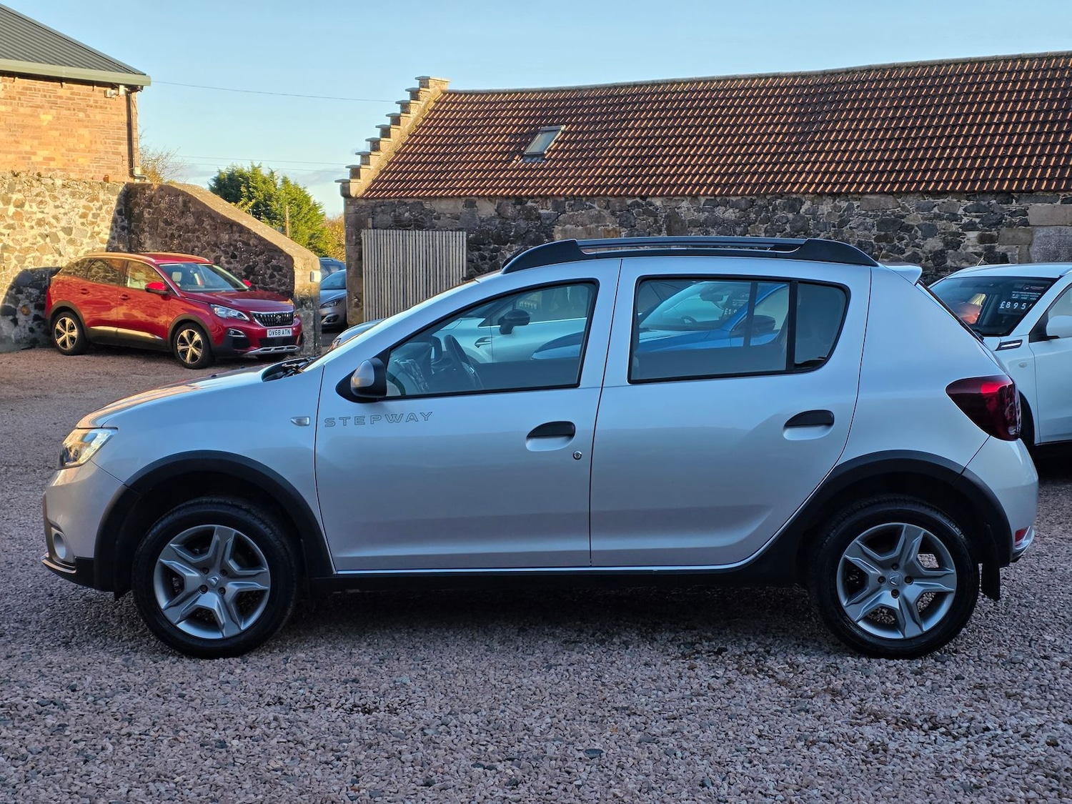 Used Dacia Sandero Stepway 2018 for sale - 76389990: Photo 14
