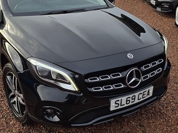 Used Mercedes-Benz GLA 2019 for sale - 77389136: Photo