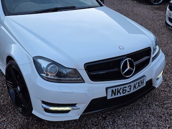Used Mercedes-Benz C Class 2013 for sale - 77365628: Photo