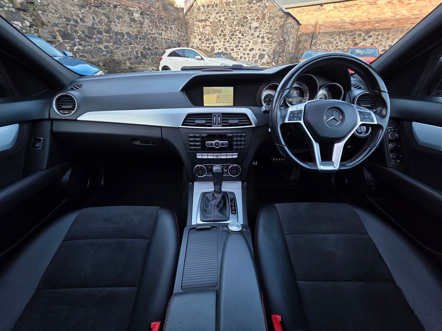 Used Mercedes-Benz C Class 2013 for sale - 77365628: Photo 7