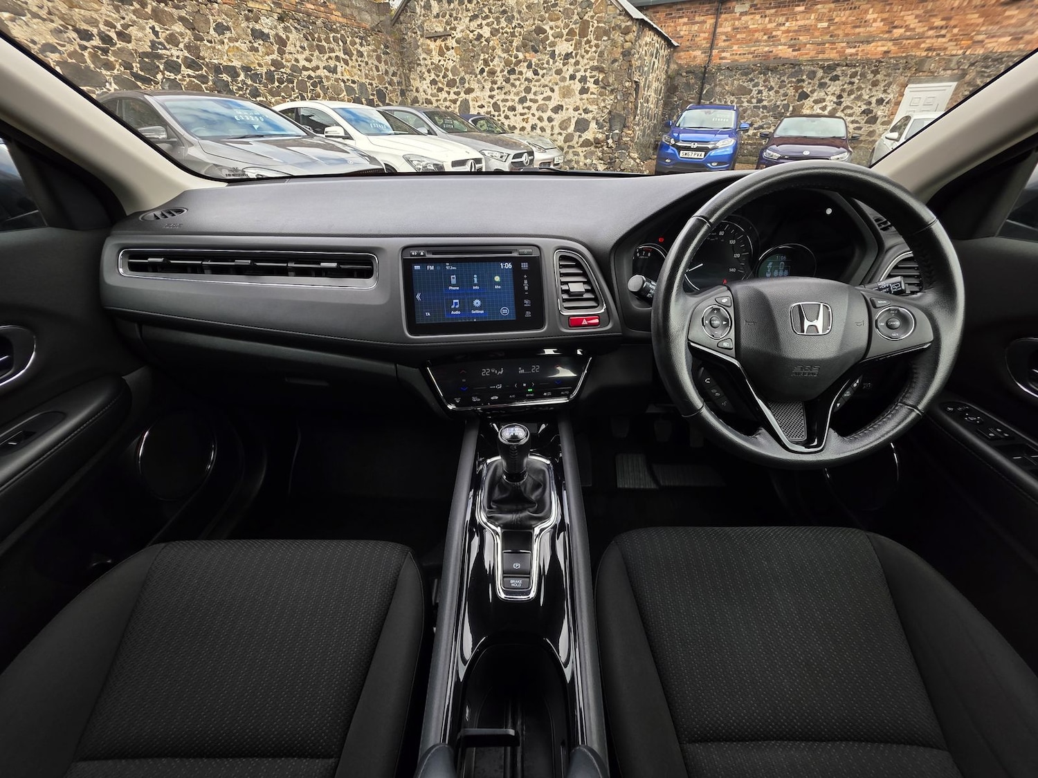 Used Honda HR-V 2015 for sale - 78088735: Photo 7