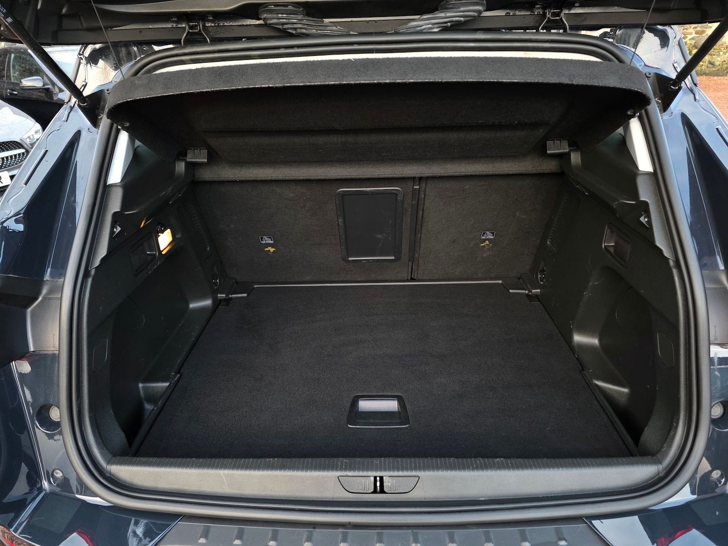 Used Vauxhall Grandland X 2019 for sale - 76901632: Photo 13