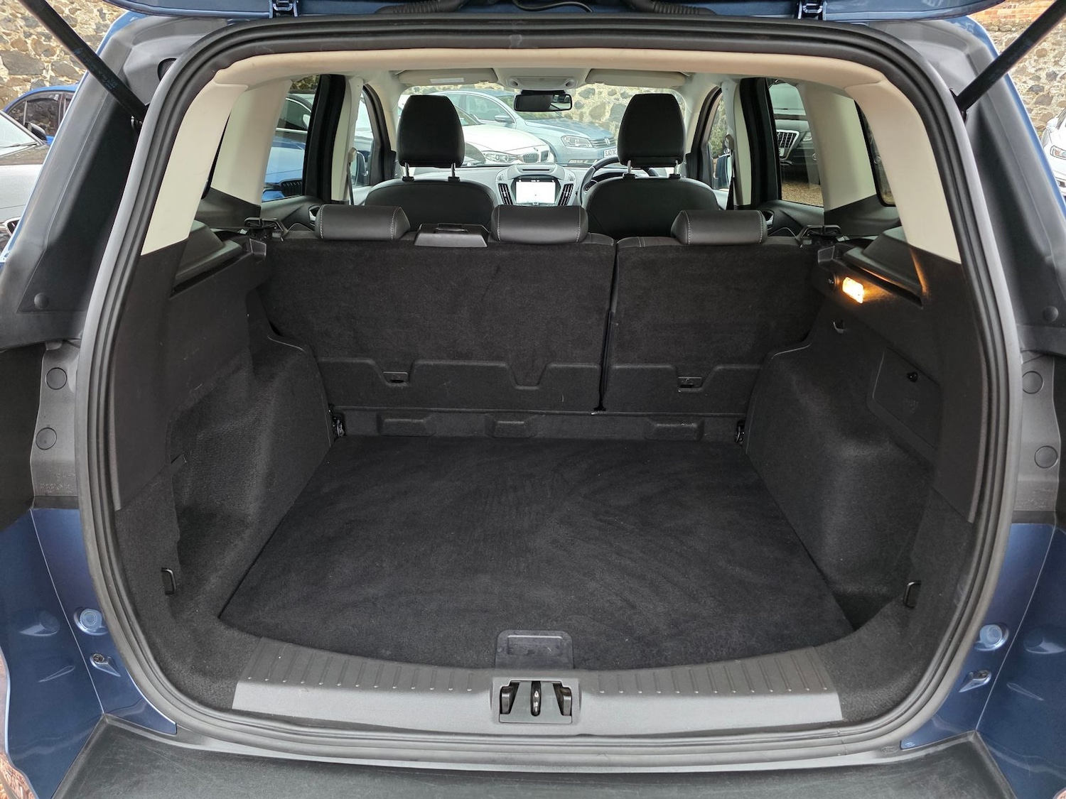 Used Ford Ecosport 2018 for sale - 76459239: Photo 12