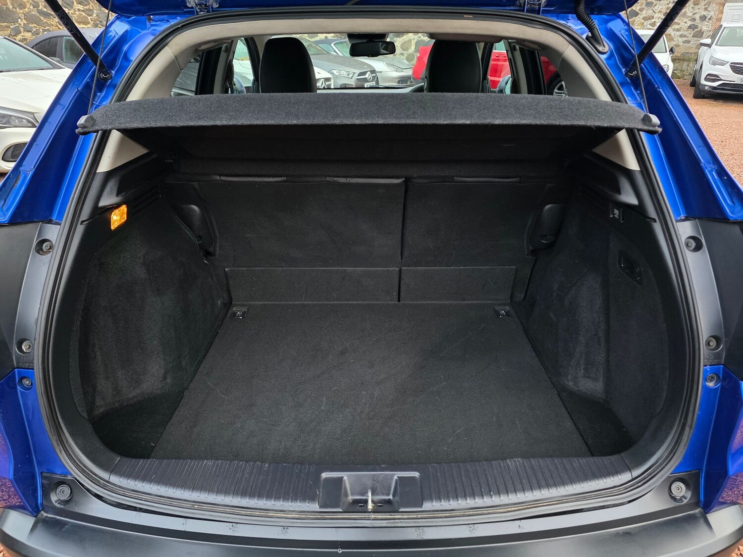 Used Honda HR-V 2017 for sale - 77786330: Photo 13