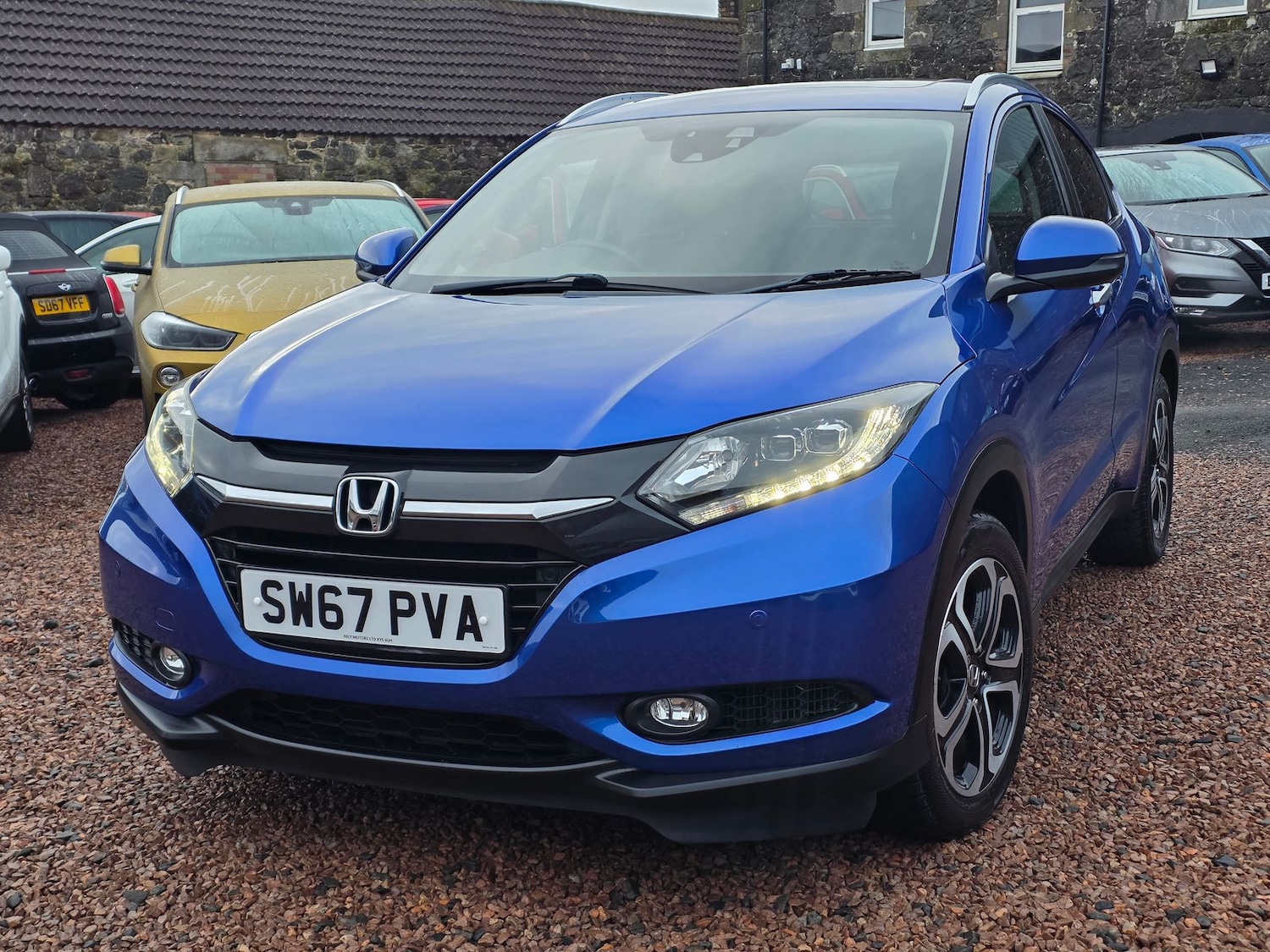 Used Honda HR-V 2017 for sale - 77786330: Photo 5