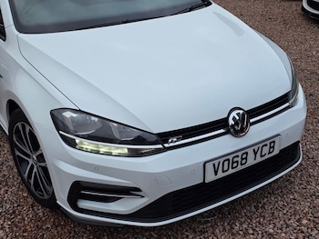 Used Volkswagen Golf 2018 for sale - 77333290: Photo