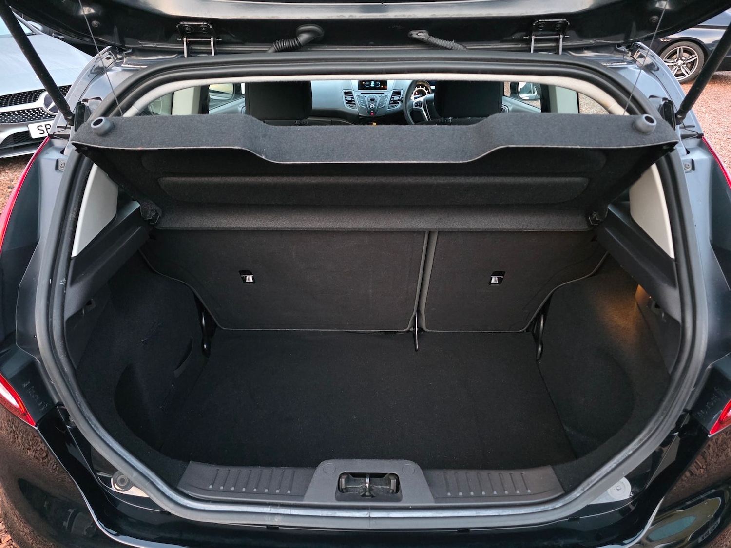 Used Ford Fiesta 2013 for sale - 76954570: Photo 12