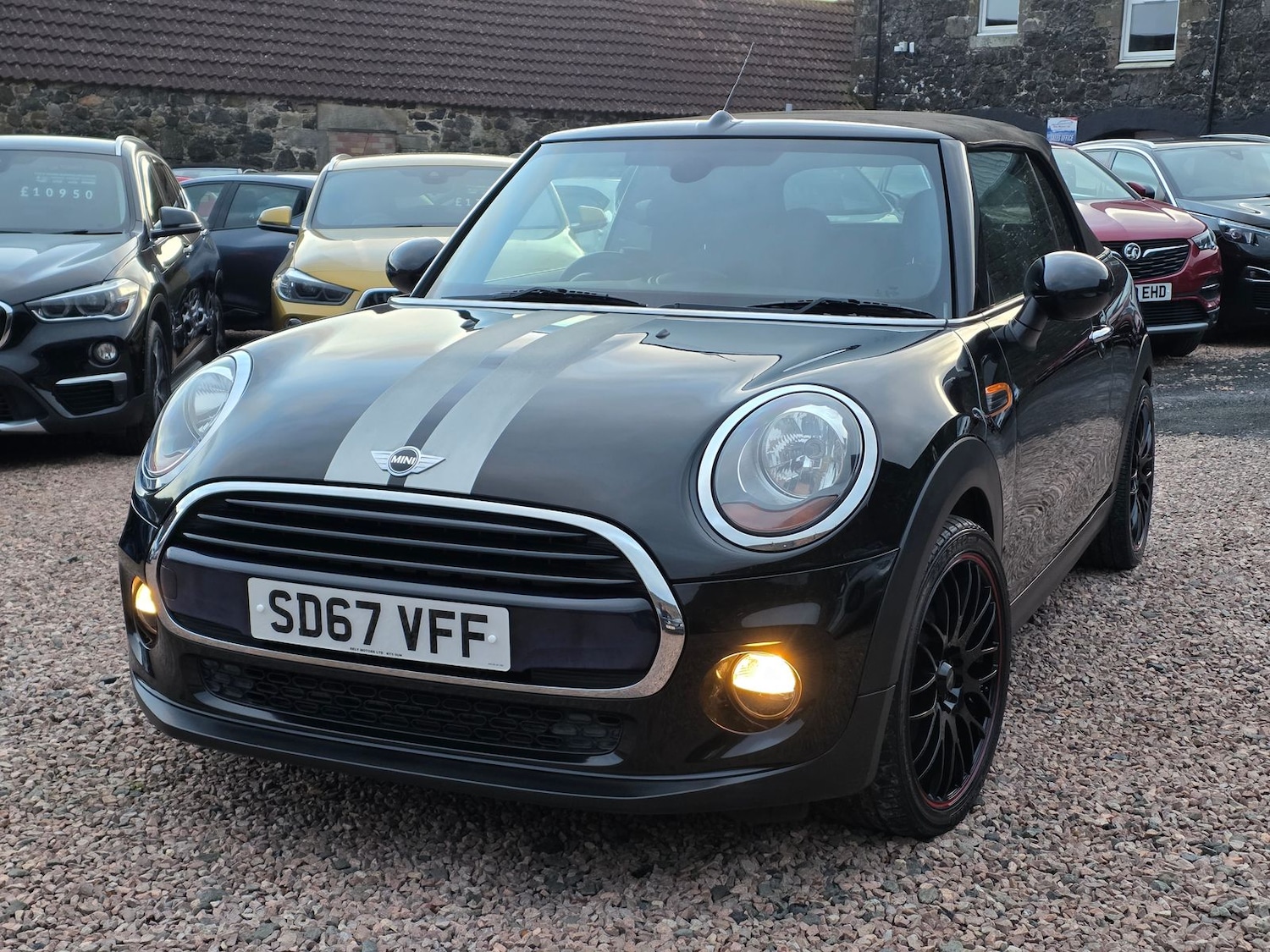 Used MINI Convertible 2017 for sale - 76915212: Photo 5