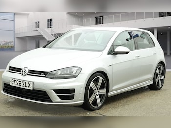 Used Volkswagen Golf 2015 for sale - 77172399: Photo