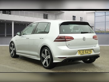 Used Volkswagen Golf 2015 for sale - 77172399: Photo