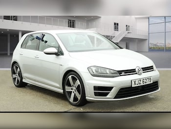 Used Volkswagen Golf 2015 for sale - 77172399: Photo