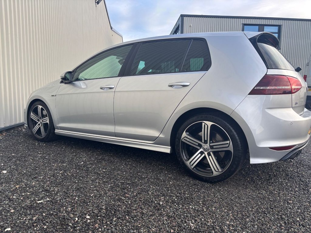 Used Volkswagen Golf 2015 for sale - 77172399: Photo 6