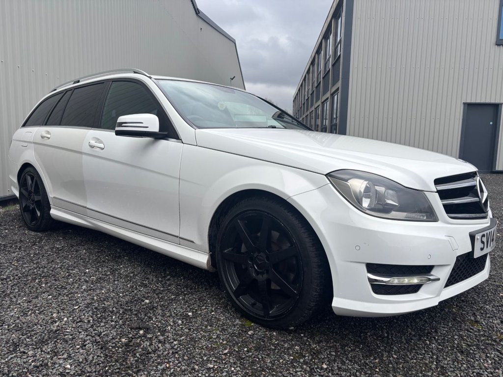 Used Mercedes-Benz C Class 2014 for sale - 77499393: Photo 2