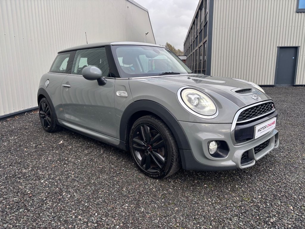 Used MINI Hatch 2017 for sale - 76914434: Photo 2