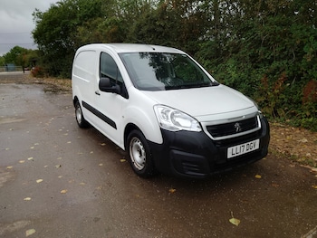 Used Peugeot Partner 2017 for sale - 75555739: Photo