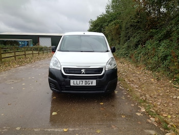 Used Peugeot Partner 2017 for sale - 75555739: Photo