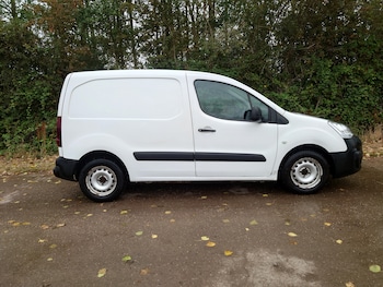 Used Peugeot Partner 2017 for sale - 75555739: Photo