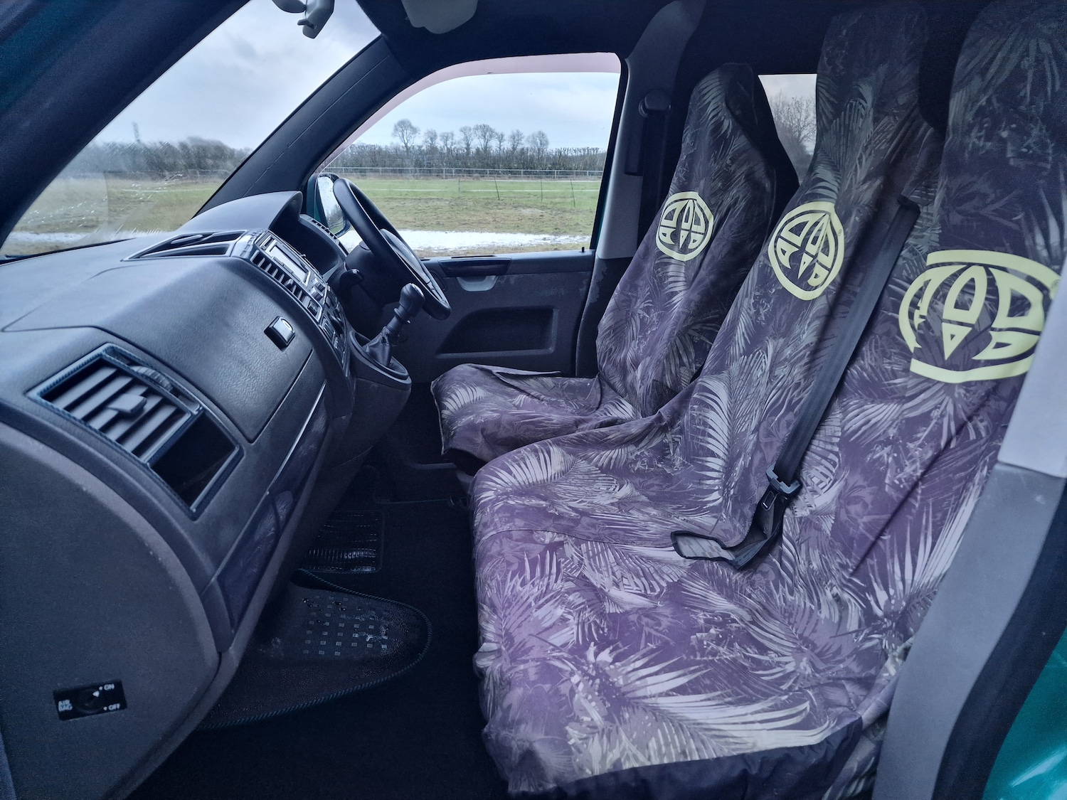 Used Volkswagen Transporter 2010 for sale - 77380581: Photo 25