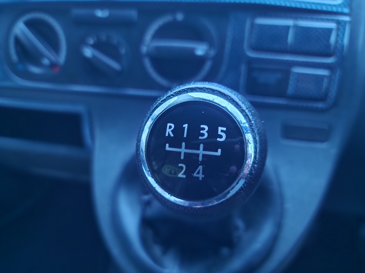 Used Volkswagen Transporter 2010 for sale - 77380581: Photo 30