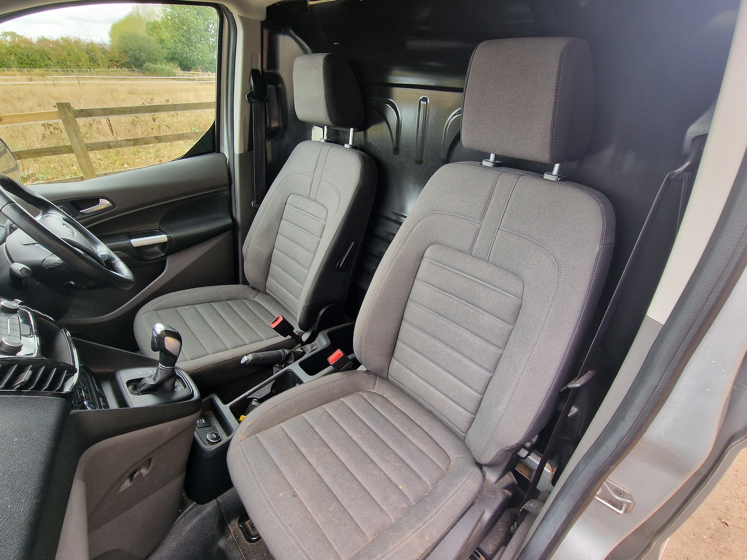 Used Ford Transit Connect 2019 for sale - 77138515: Photo 12